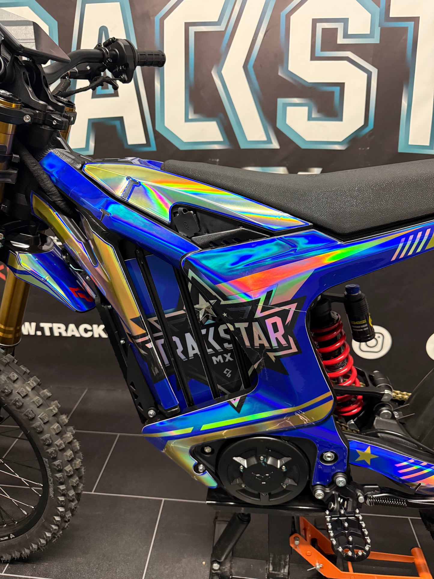 Arctic Leopard 1/1 Custom Laser Film Wrapped - XEPROS - 74v 20kw 60ah