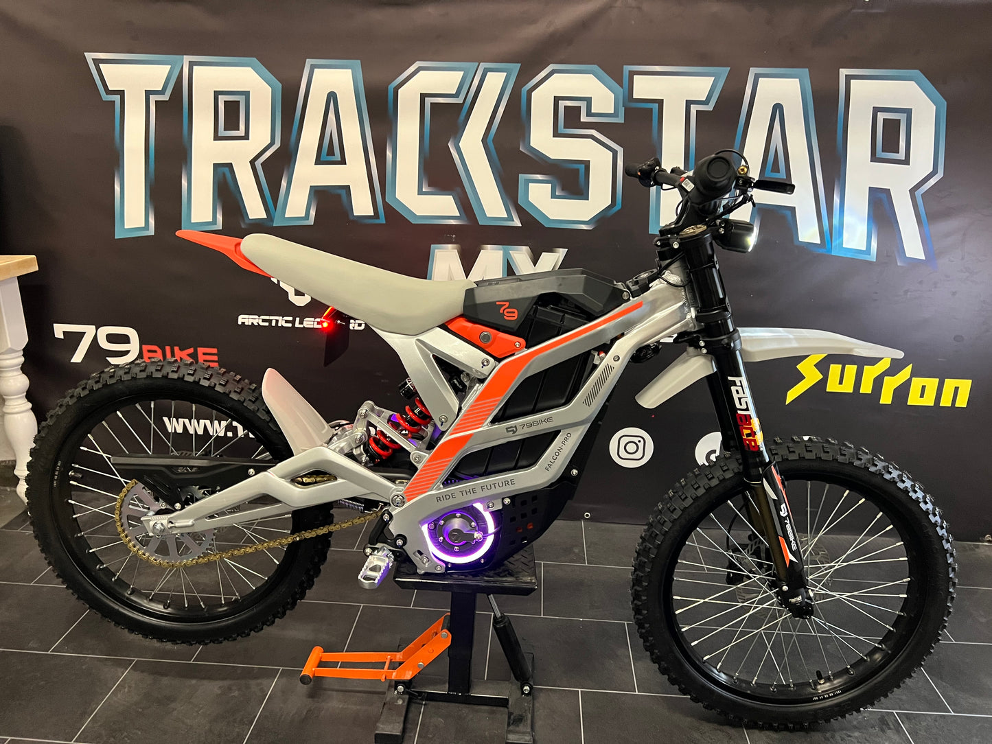 79 Falcon Pro 72v 35ah 10kw peak