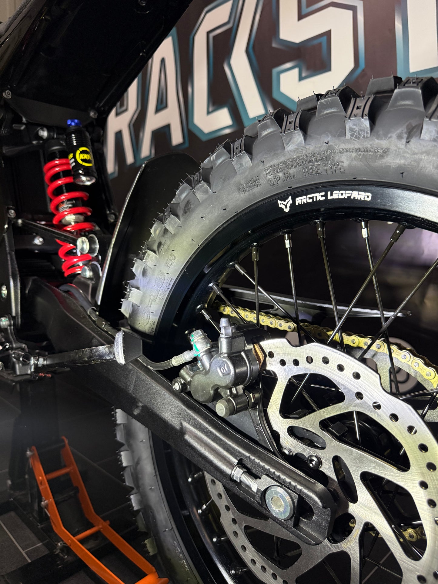 Arctic Leopard XE PRO R 74v 26.5kw 60ah