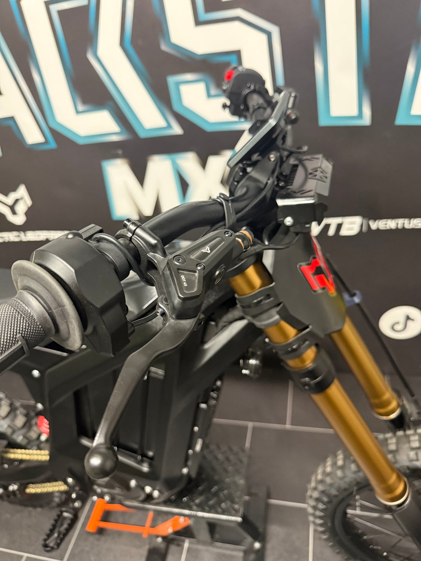 Arctic Leopard XF 72V 35AH 12KW 14-17”
